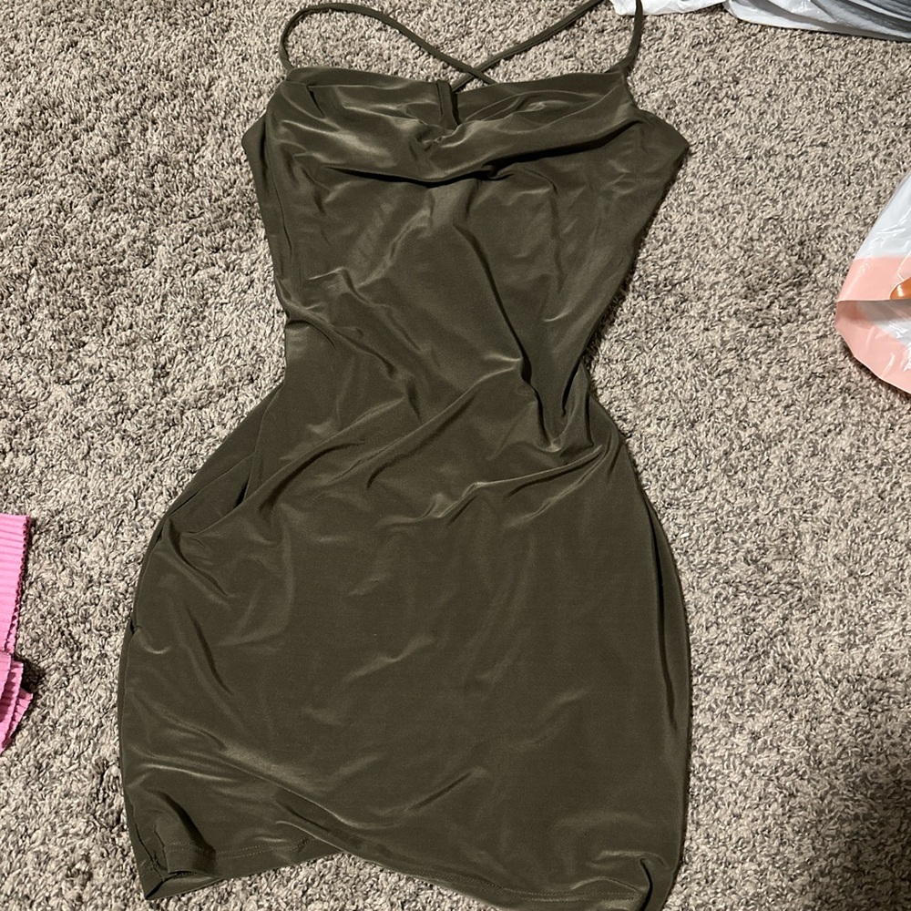 MISTYROSE green bodycon dress